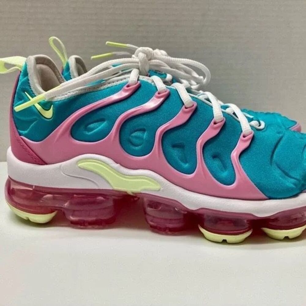 Nike Air Vapormax Plus 'Easter' Blue Teal Volt Pink Sneakers 6.5